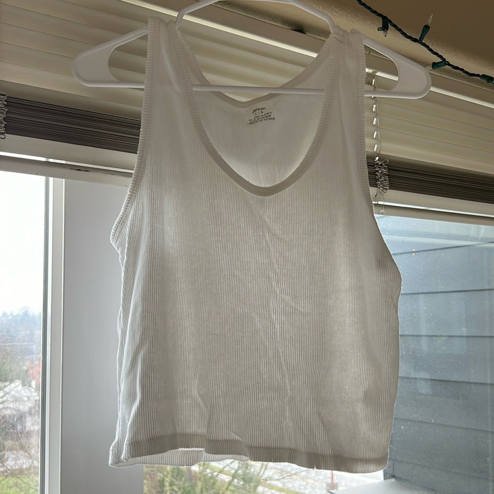 Aerie cropped tank top size L distressed